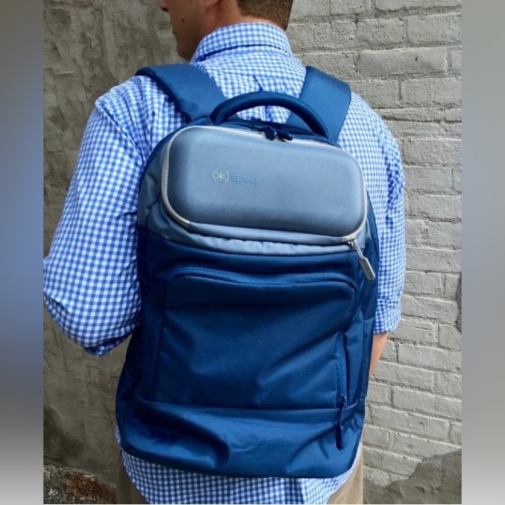 Speck MightyPack for digital commuters - tech protection and travel friendly - Picture 5 of 12